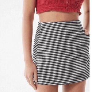 Urban Outfitters Checkered Gingham A-Line Mini Skirt Side Pockets S